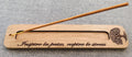 Support à encens en bois inspire la paix expire le stress à personnaliser