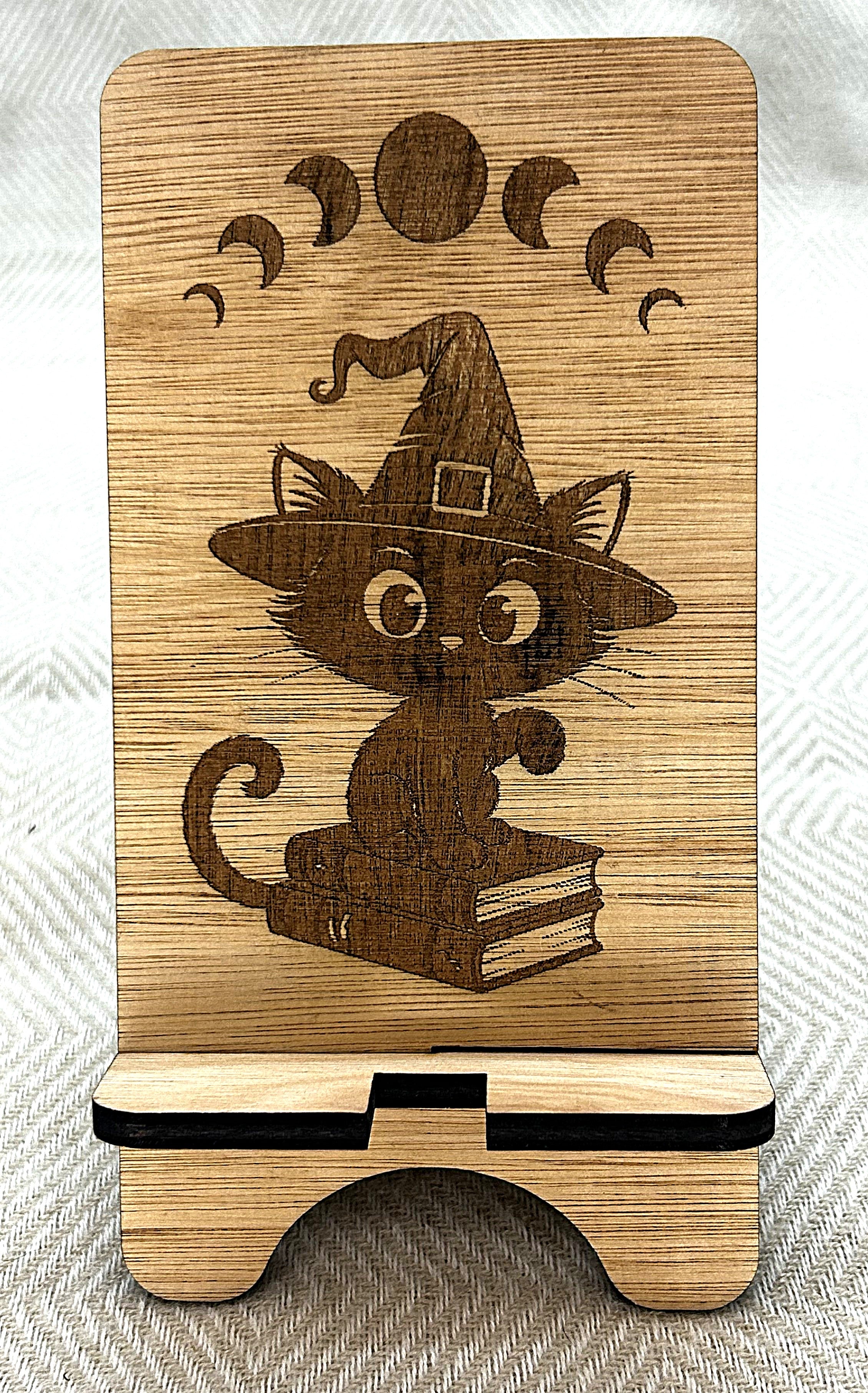 Support de téléphone en bois design mystique et ésotérique au choix à personnaliser