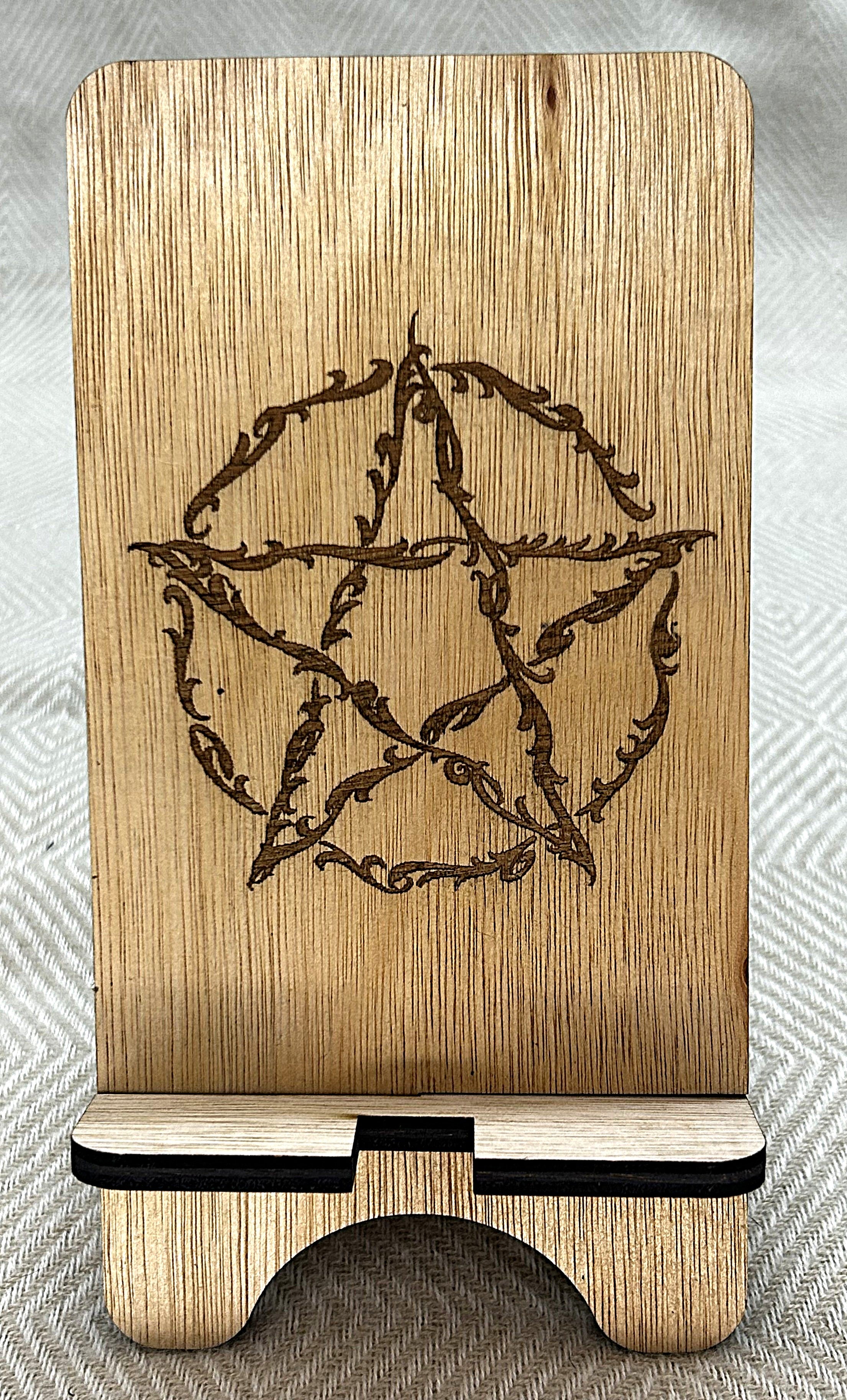 Support de téléphone en bois design mystique et ésotérique au choix à personnaliser