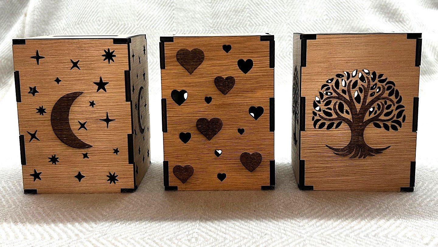 Tirelire en bois design naturel et bien être au choix