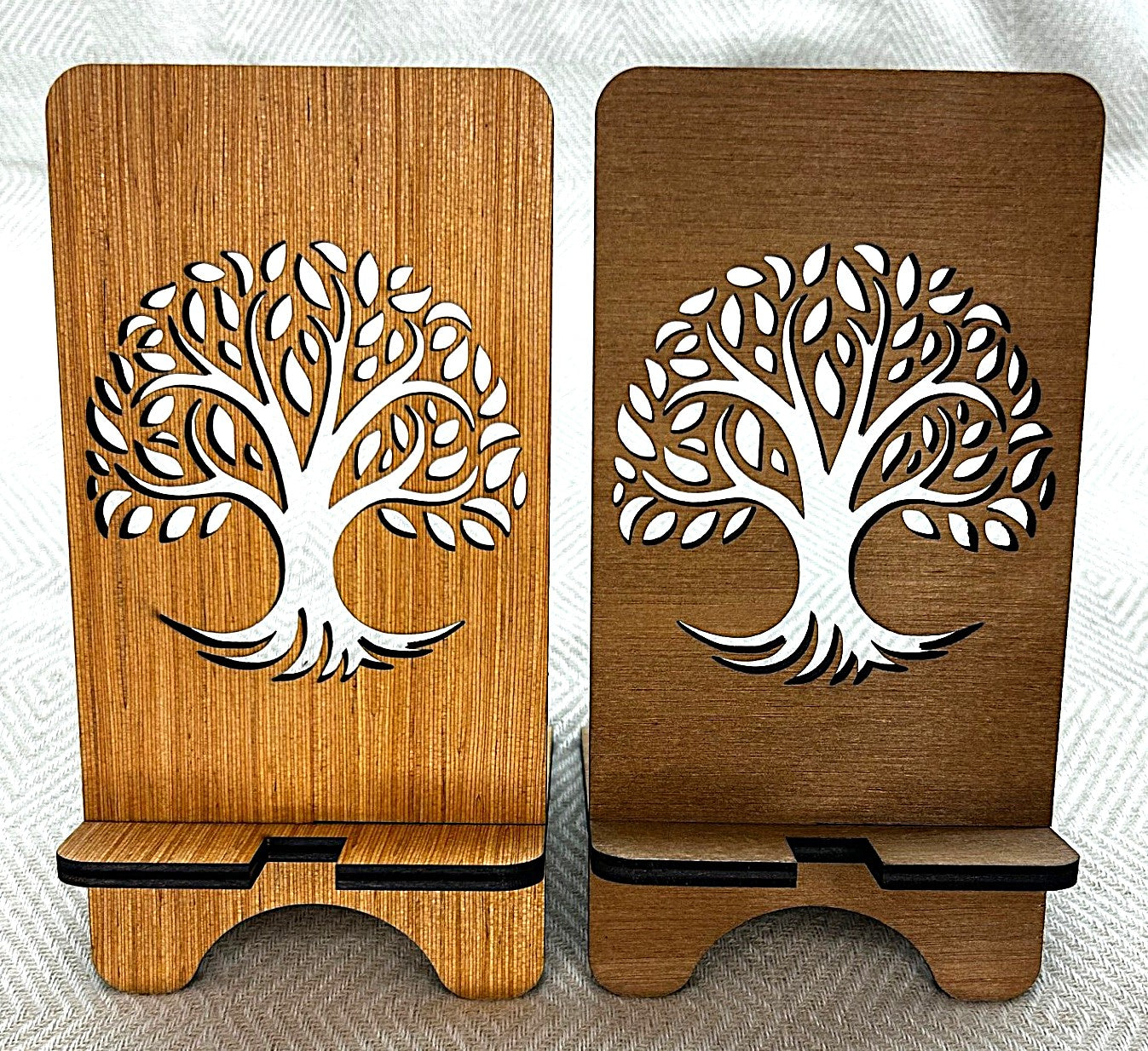 Support de téléphone en bois design bien être au choix à personnaliser